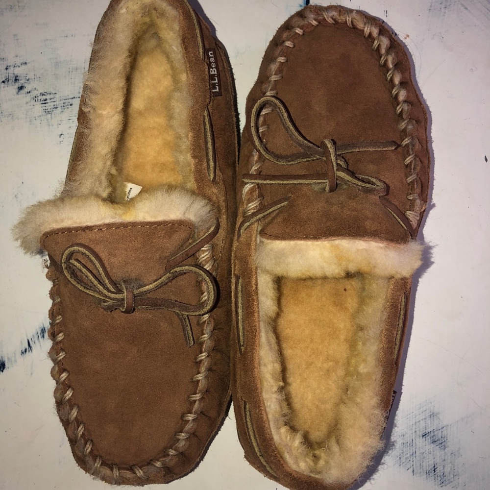 Sheepskin Shearling Lined Camp Moccasins